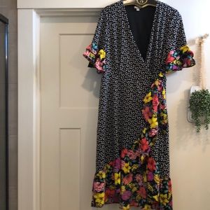 Spense cross body wrap flattering dress